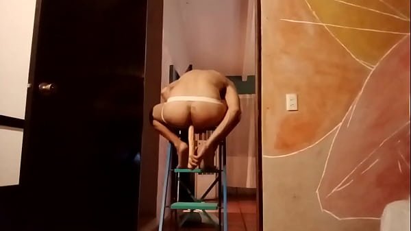 Duncan Moreno Jugando con dildos #18