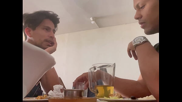 TRAILER FUIMOS AL HOTEL PARA DARTE VERGA DURA COMO POSTRE EN EL CULO DE MI AMIGO HETERO CURIOSO